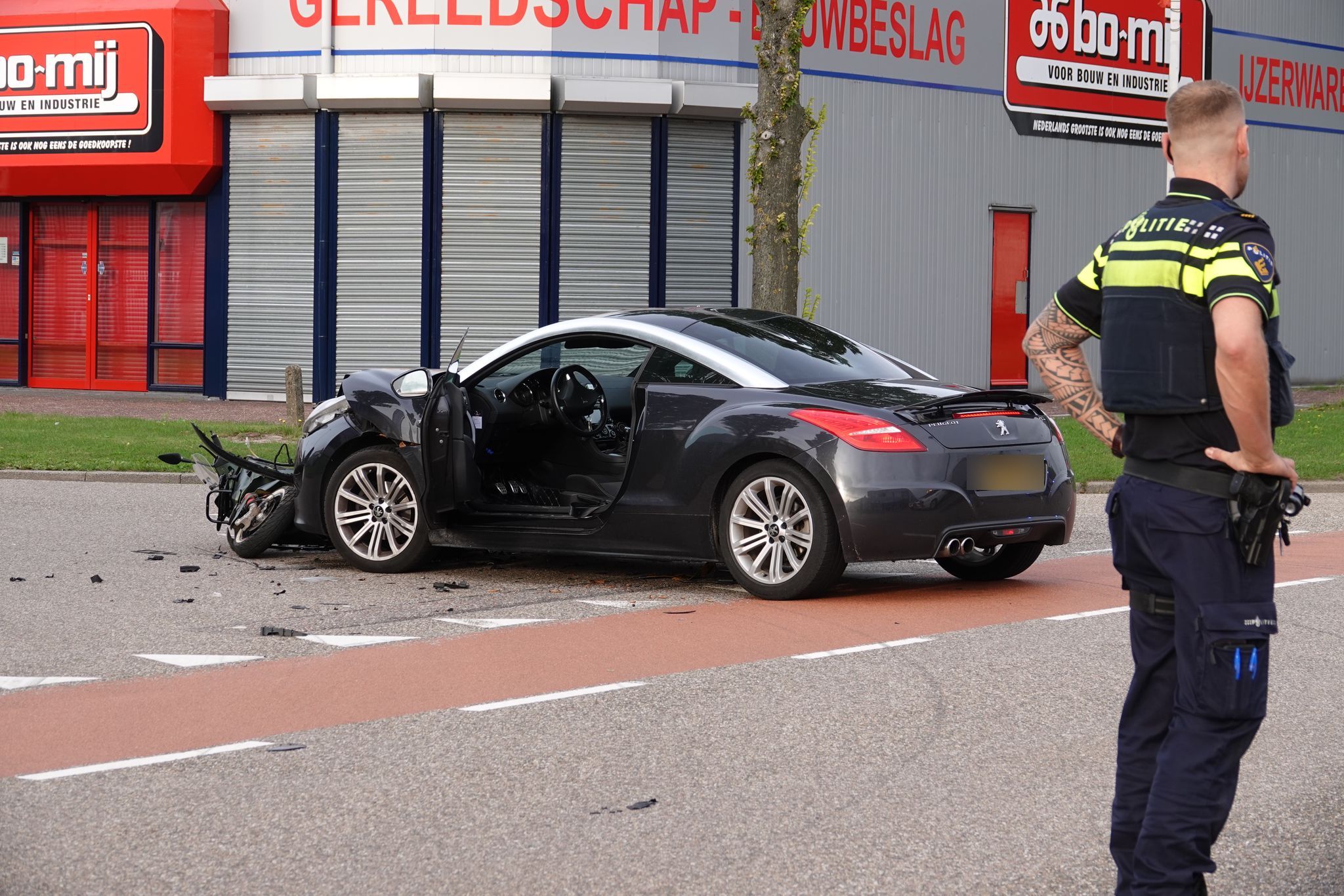 Medemblik Praat | Twee Gewonden Bij Ongeval Tussen Scooter En Auto