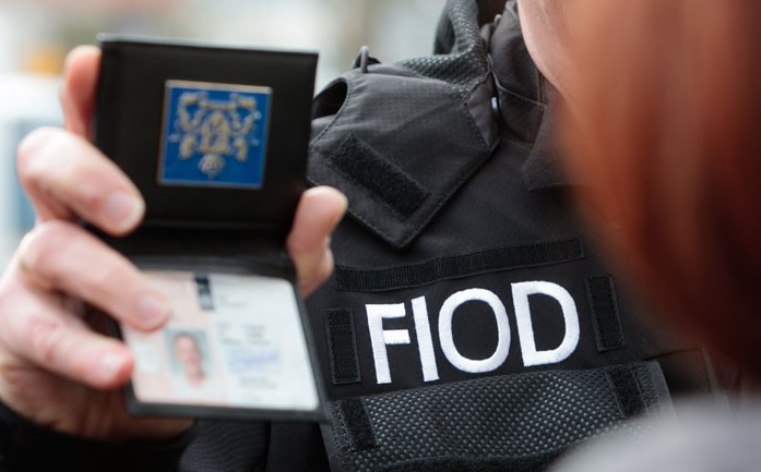 FIOD houdt 52-jarige inwoner Medemblik aan op verdenking van oplichting